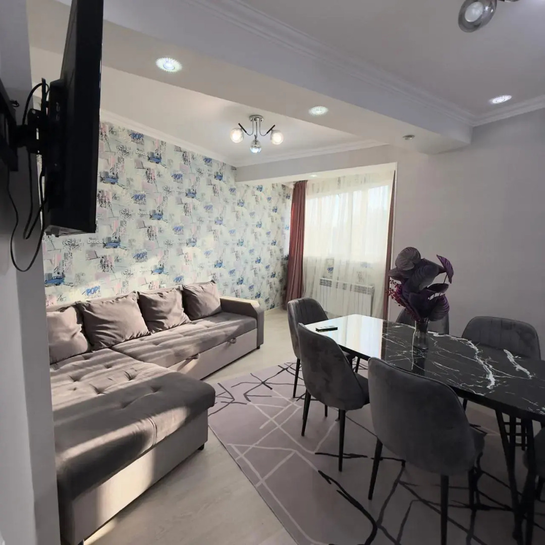 Апартаменты 2 на проспекте Кунаева 7