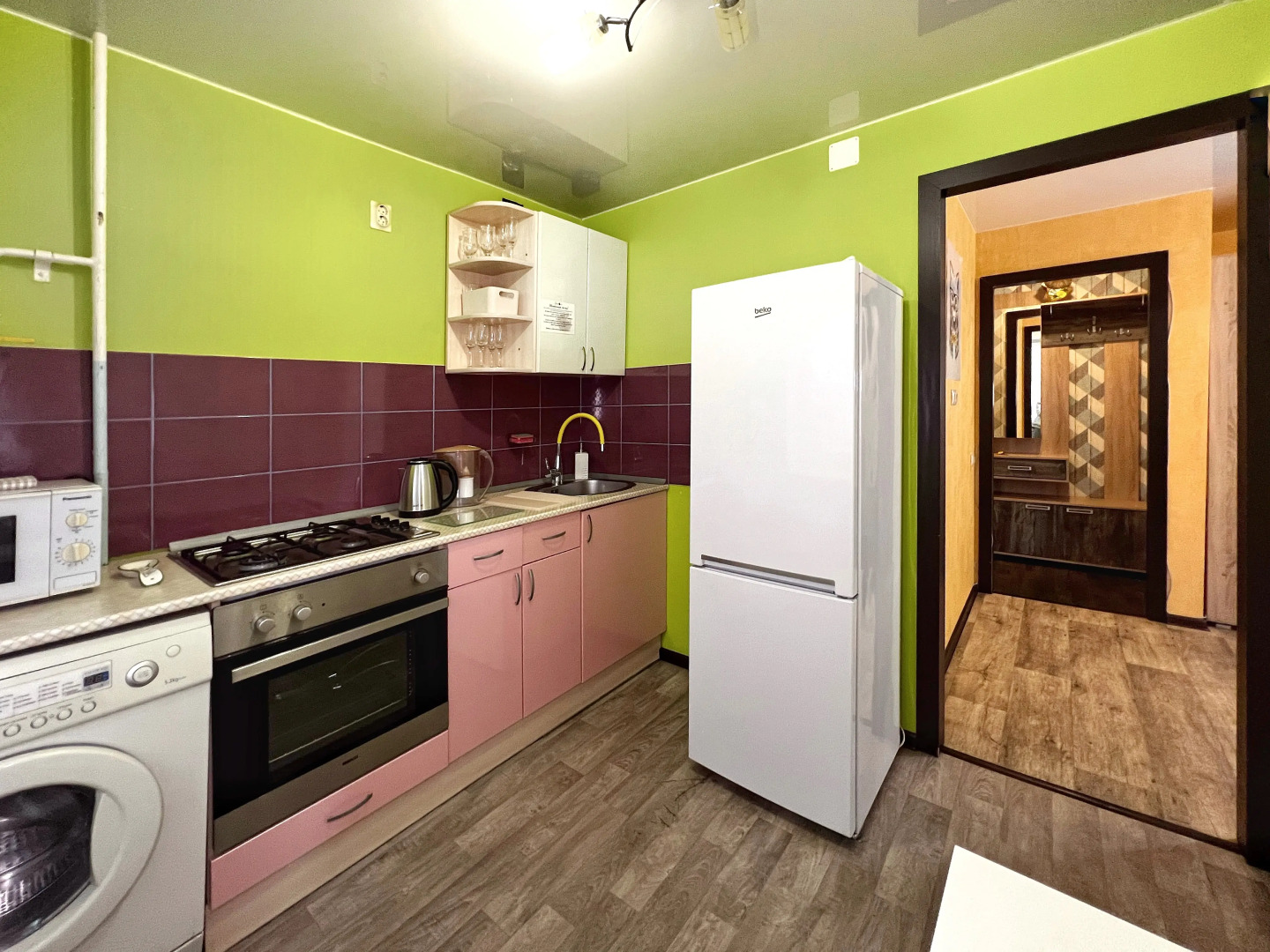 Апартаменты Granada комфортная двухкомнатная квартира в центре города недалеко от железнодорожного вокзала