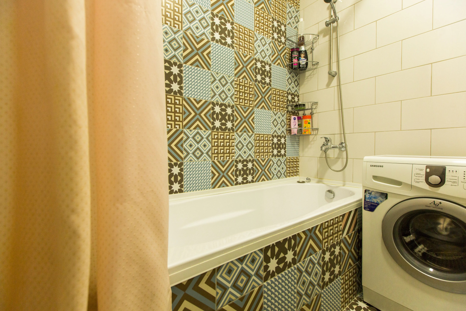 Апартаменты на улице Дмитрия Михайлова 2