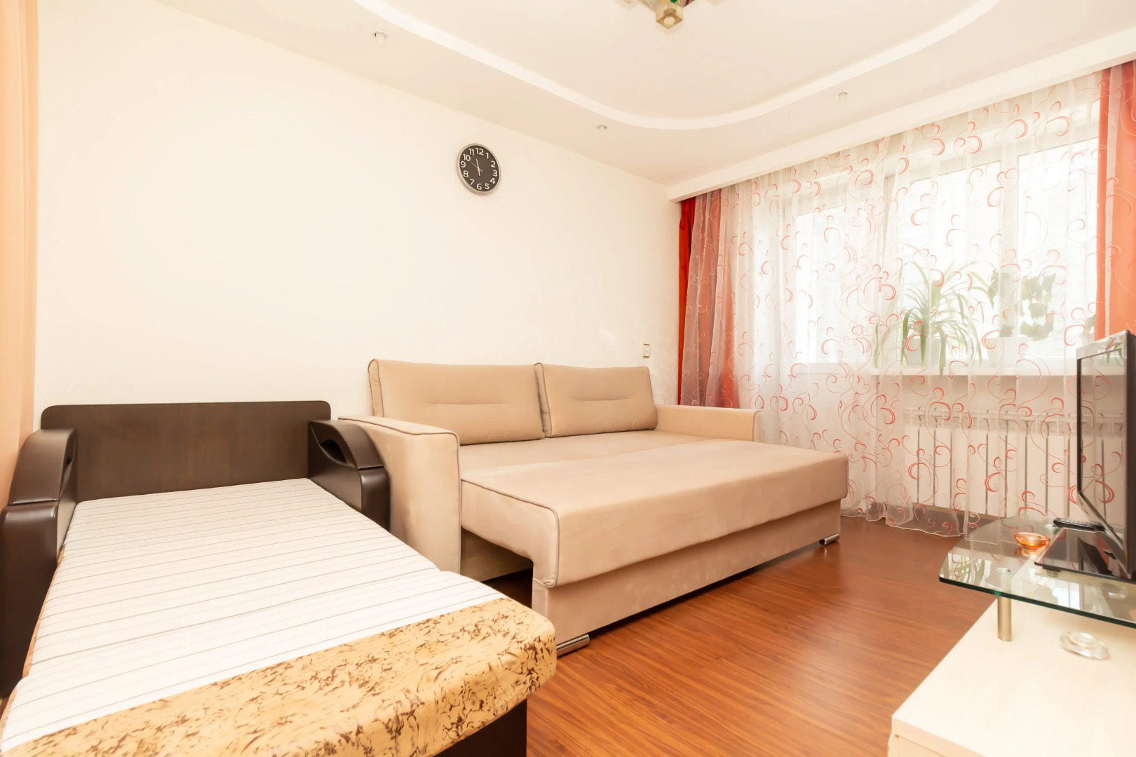 Апартаменты на Салютной 26