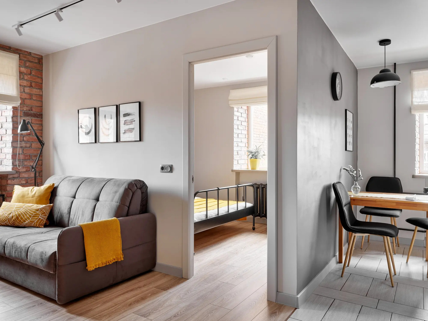 Апартаменты Yellow&Bricks