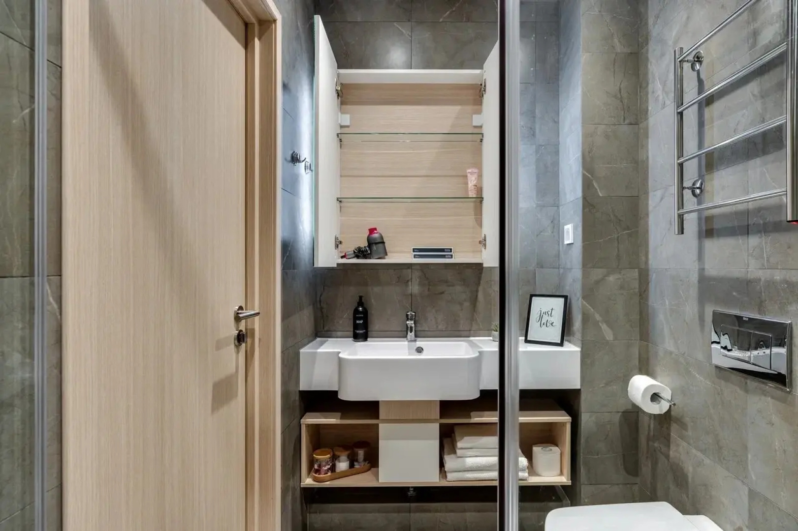 Апартаменты Luce Apartment с видом на город