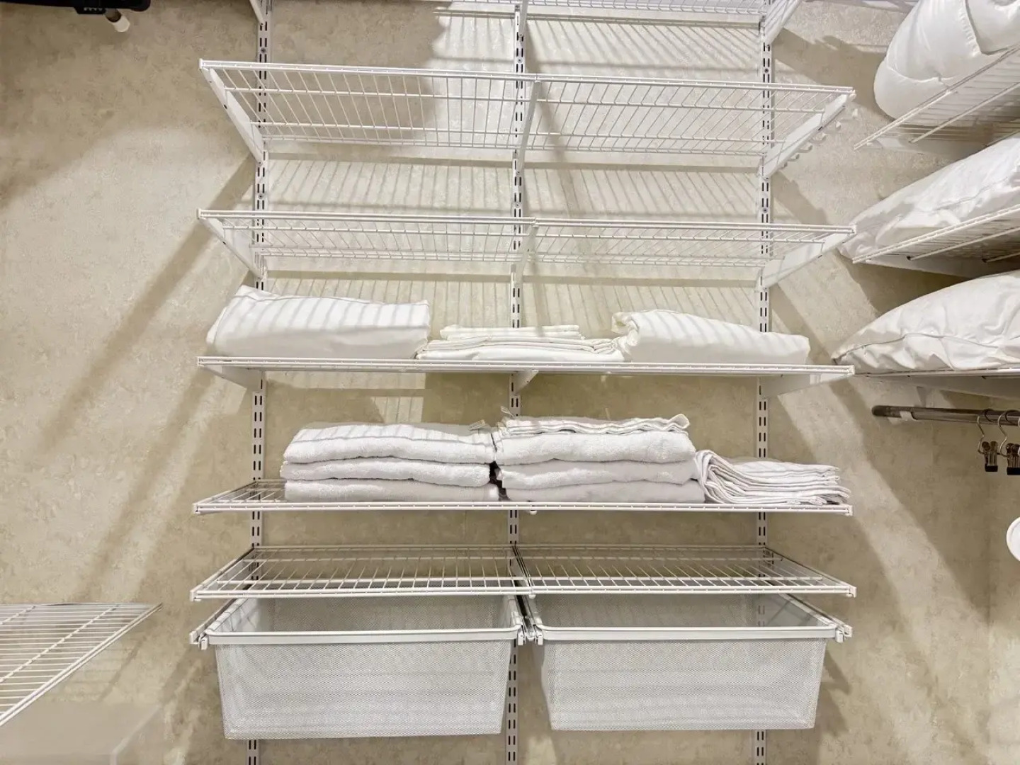 Квартира Разместим на улице Университетская Набережная 105