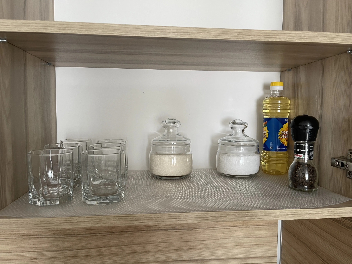 Апартаменты Двухкомнатные апартаменты на набережной