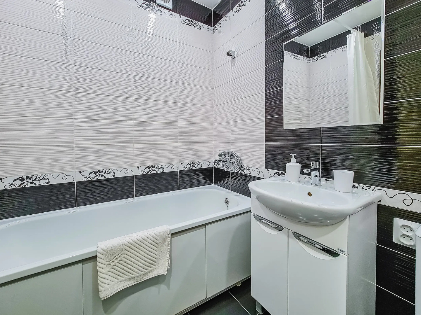 Апартаменты Любимый дом на Антонова 5 Е