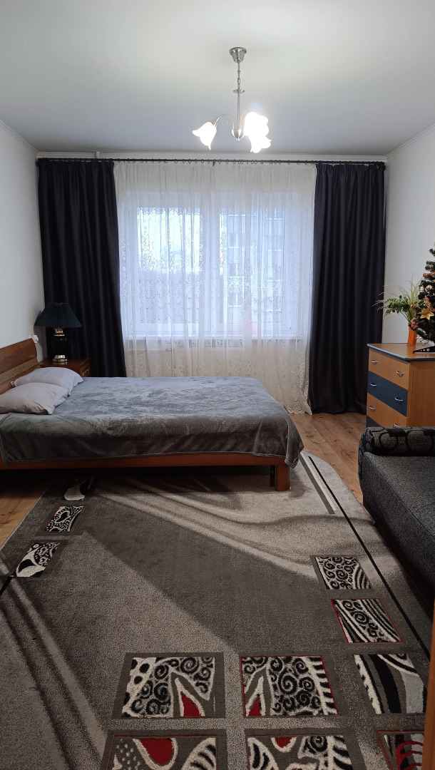 Квартира просторная в тихом месте