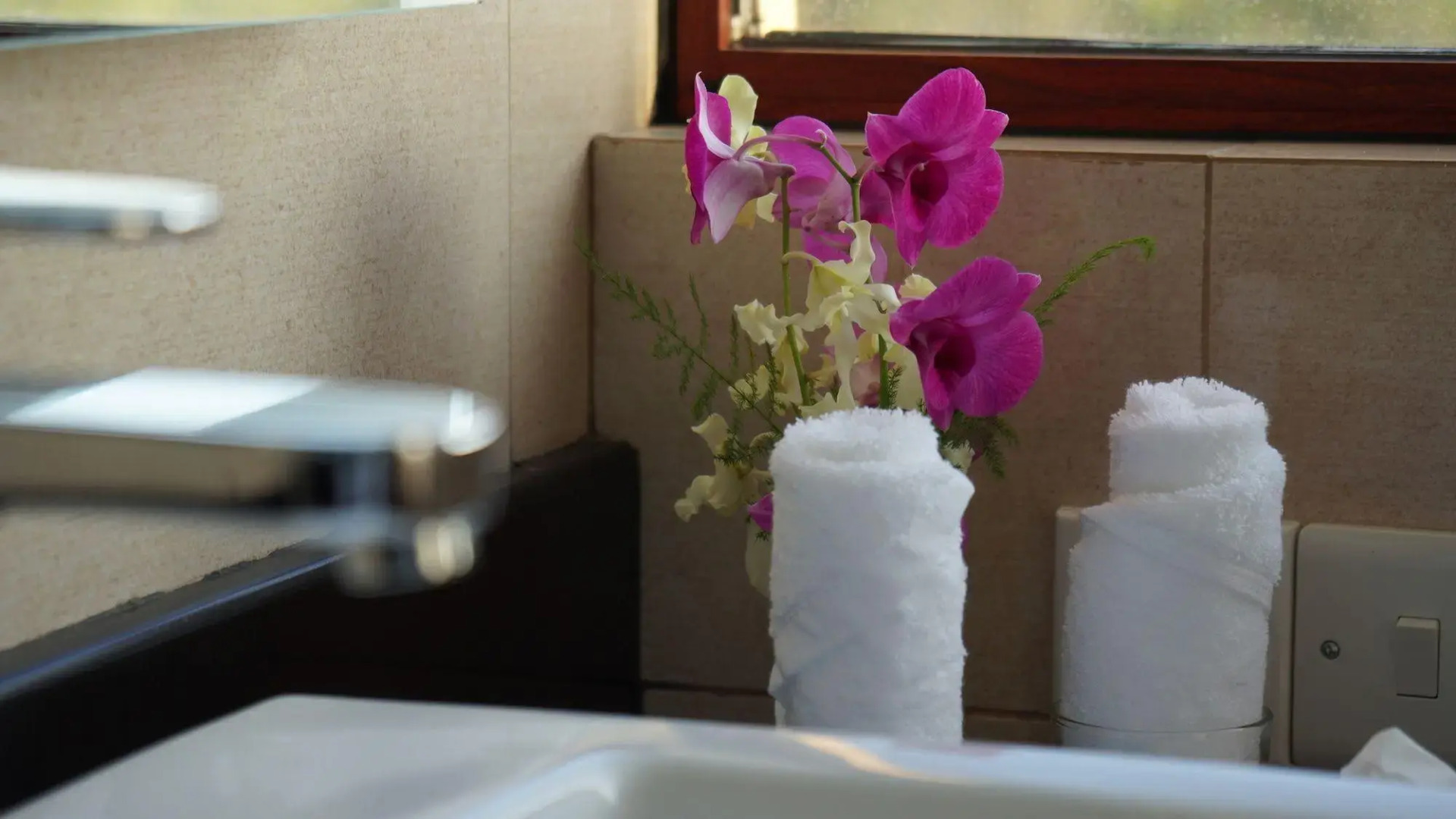 Sooriya Resort & Spa