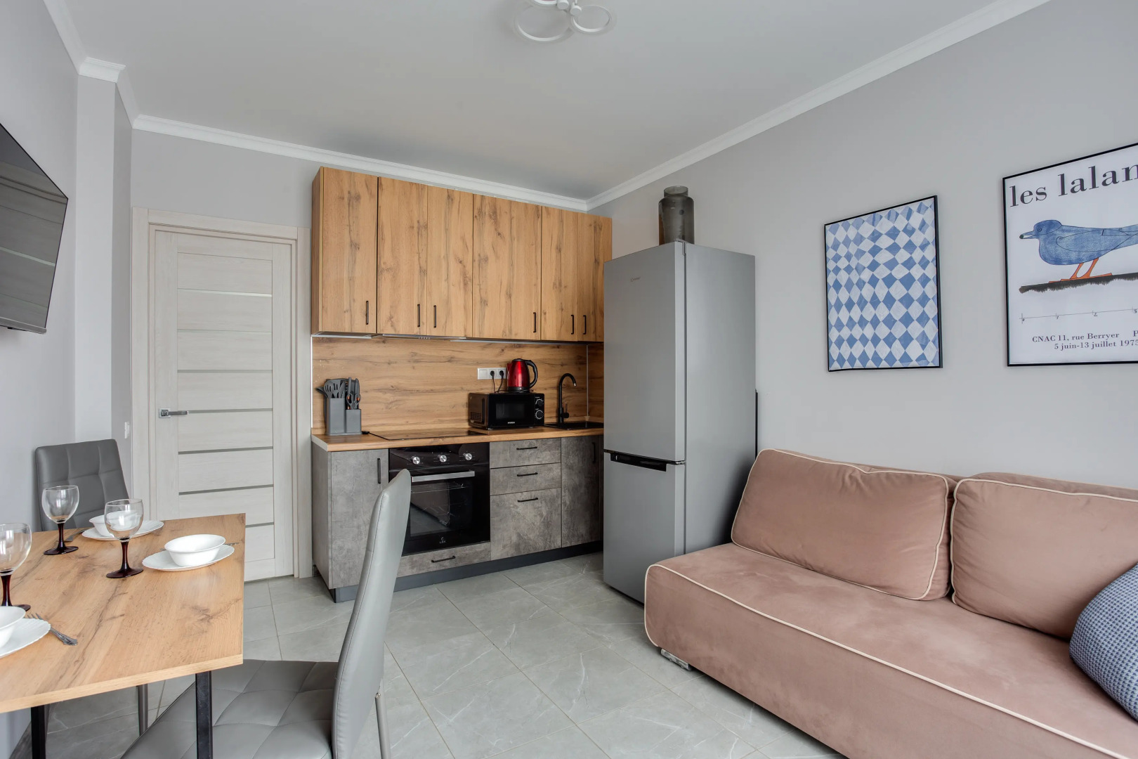 Квартира ApartsLounge