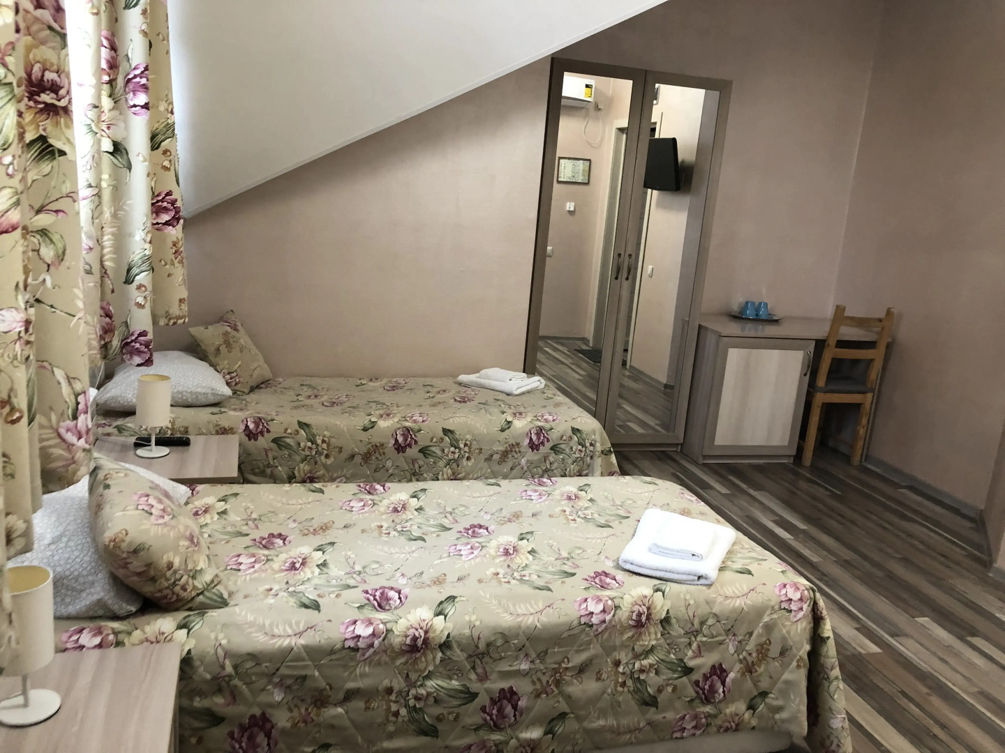 Отель Чайка