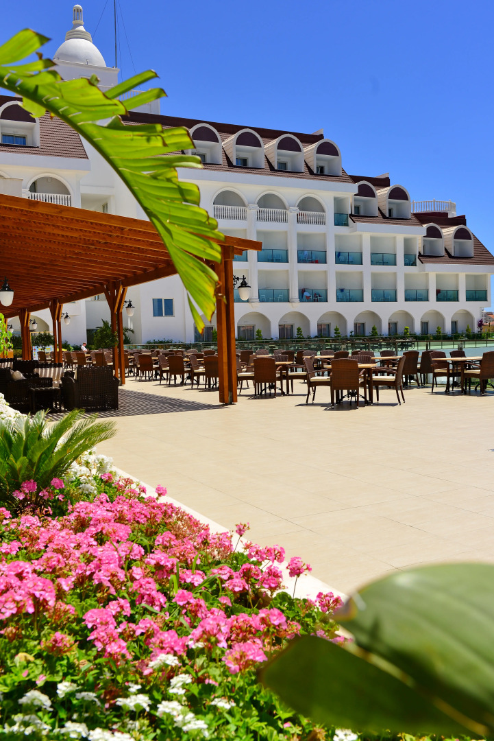 Side Crown Serenity – Всё включено