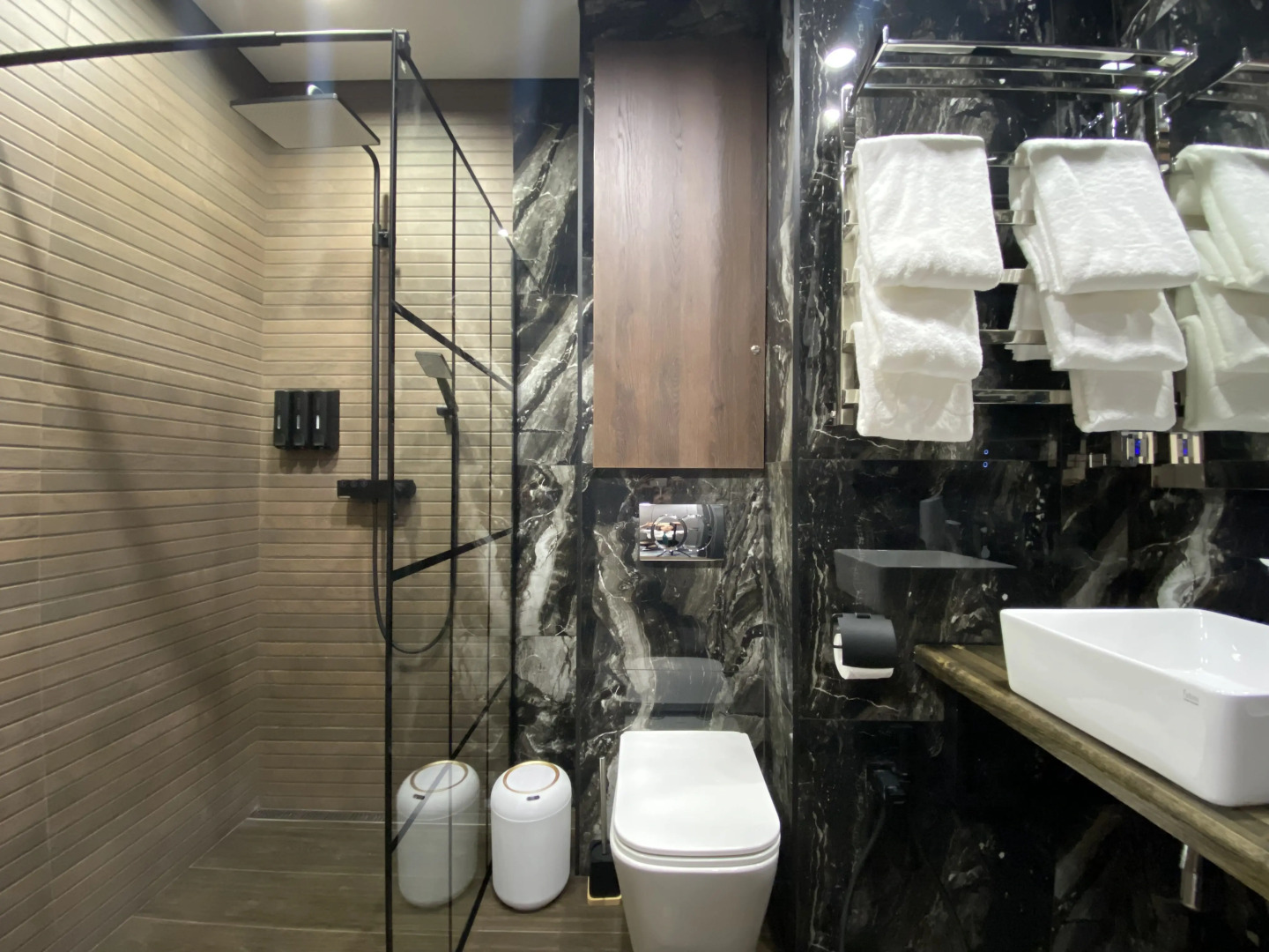 Отель Royal Status