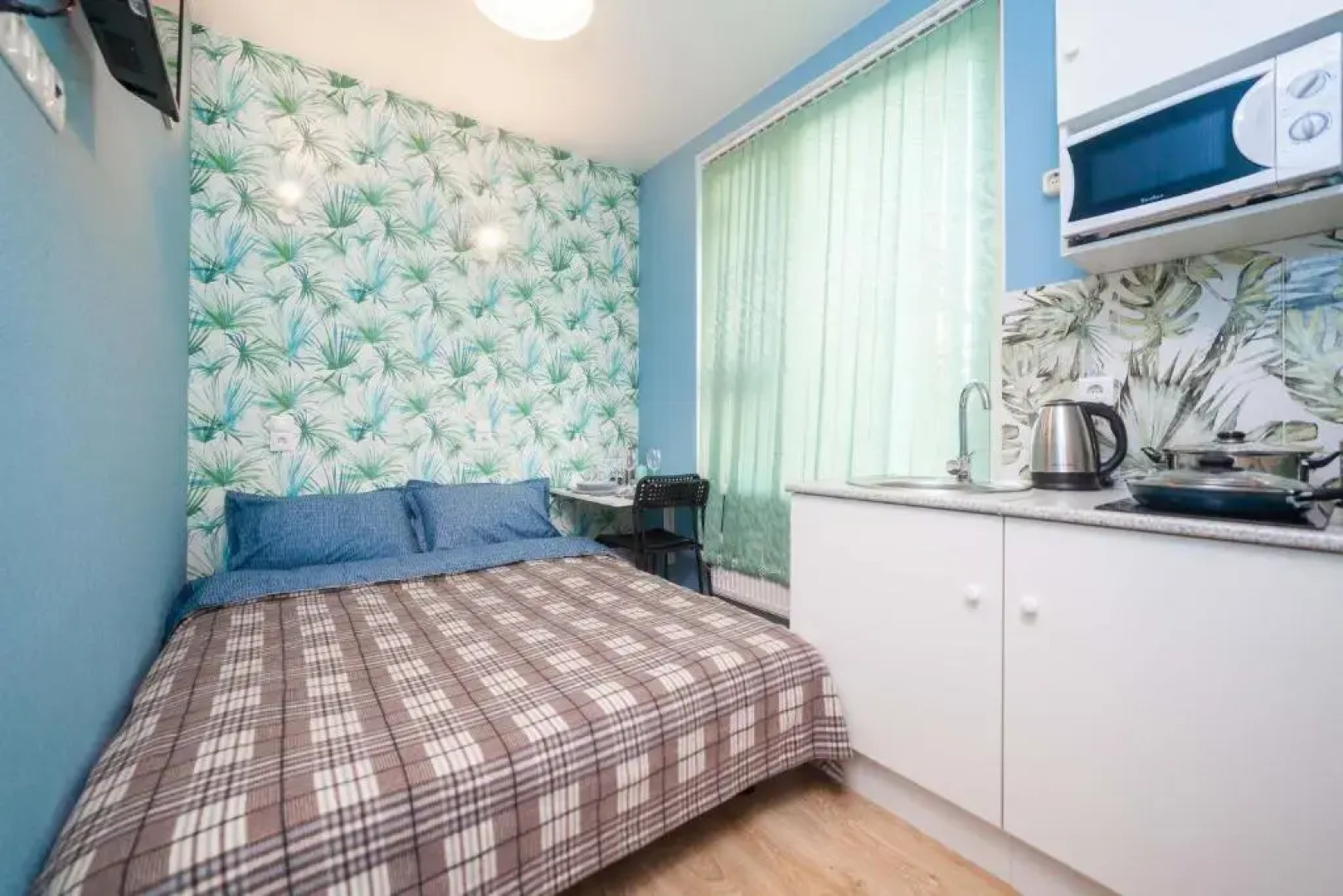 Квартира студия на Бачуринской 13-3