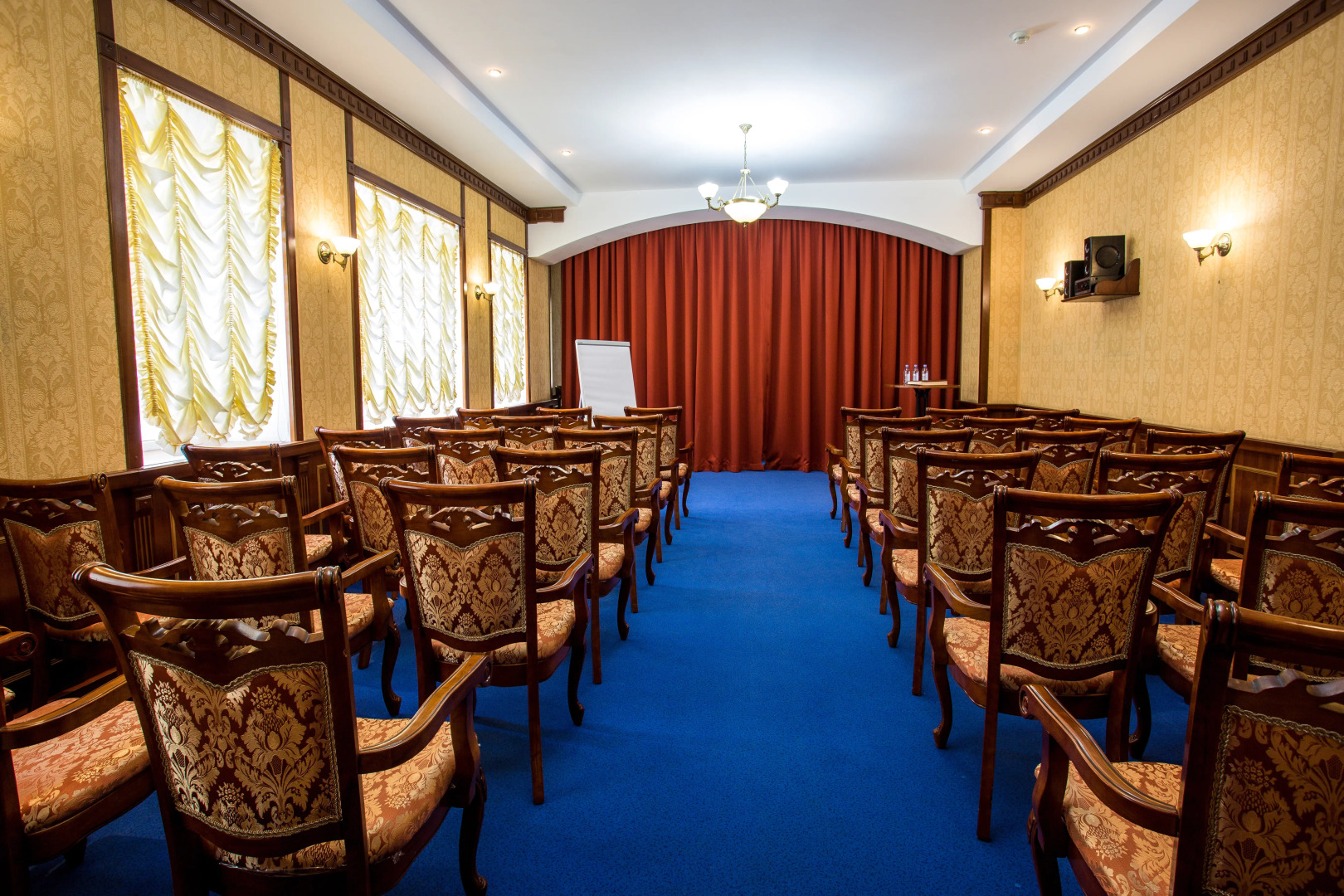 Отель Марафон