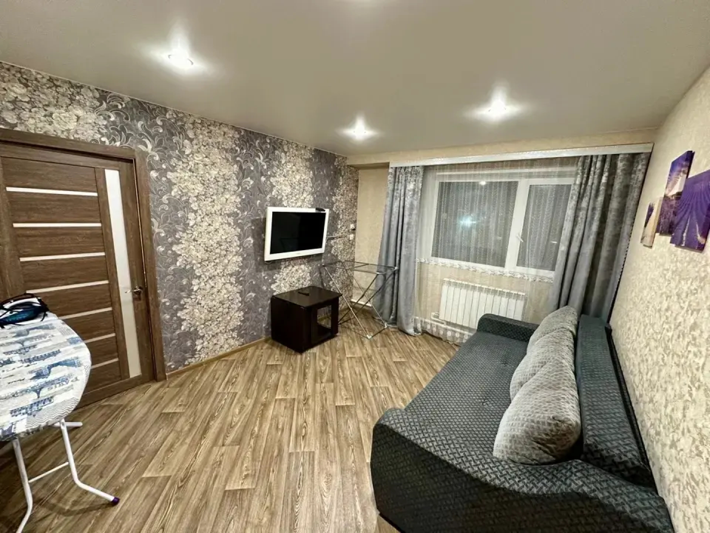 Апартаменты Двухкомнатные Ужурская День & Ночь 1