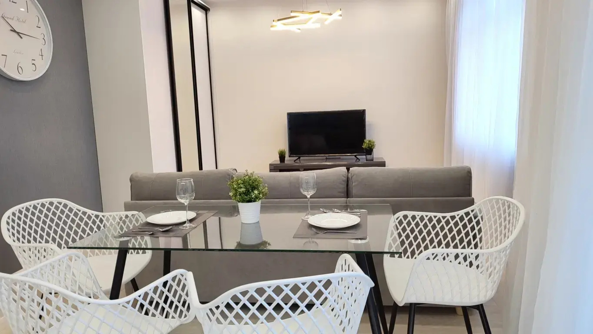 2х комнатные Апартаменты KranzDeluxe White 1