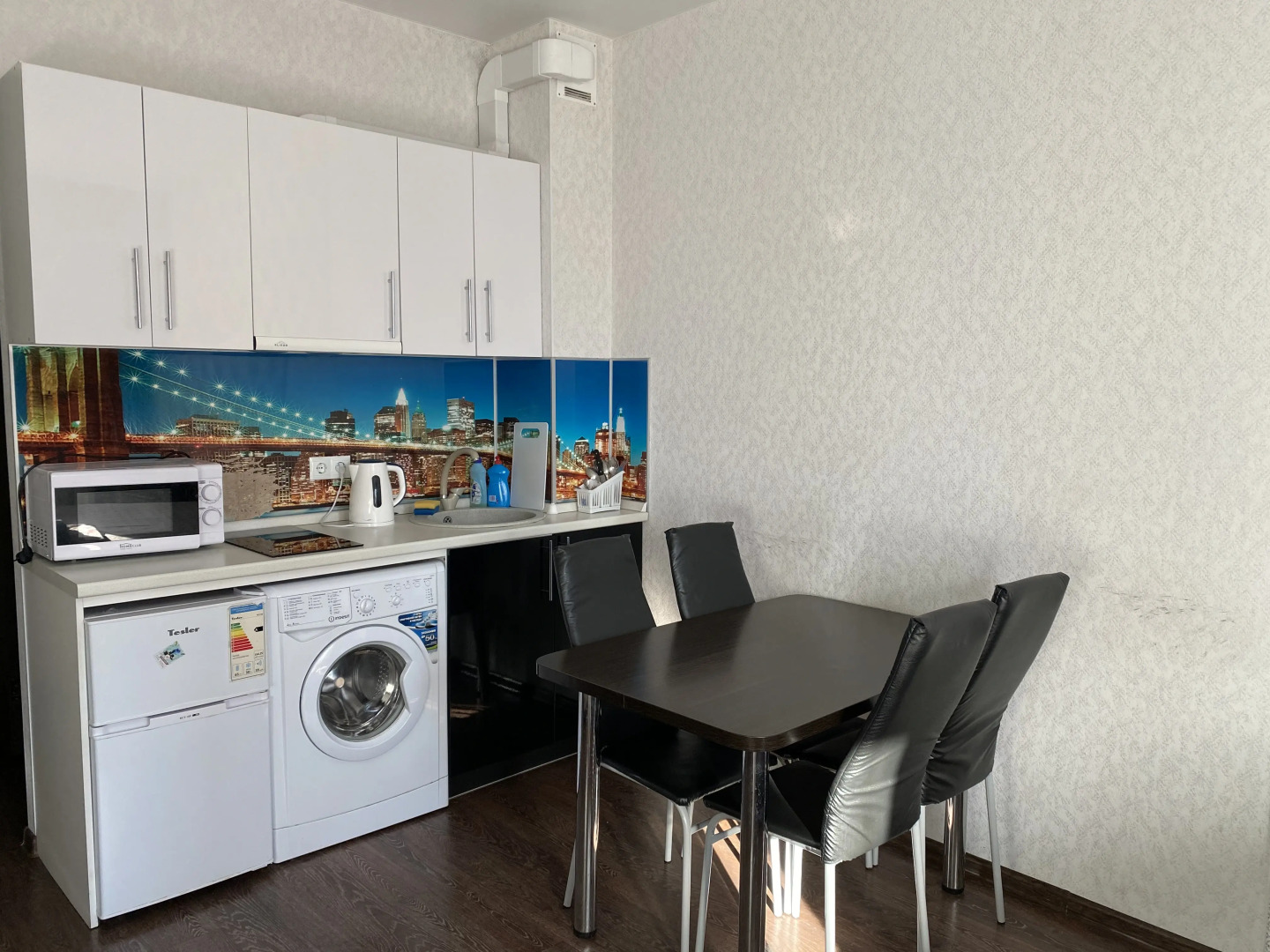 Апартаменты АУРА на Усольцева 26