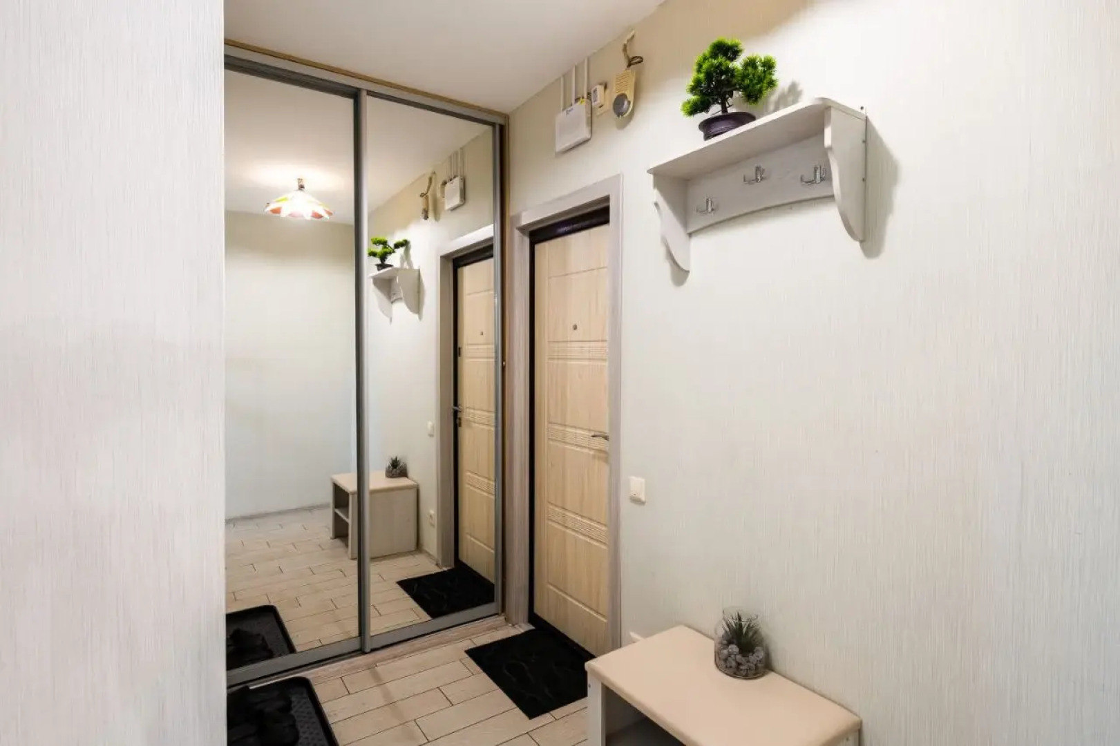 Улучшенные апартаменты Natali на метро Южная