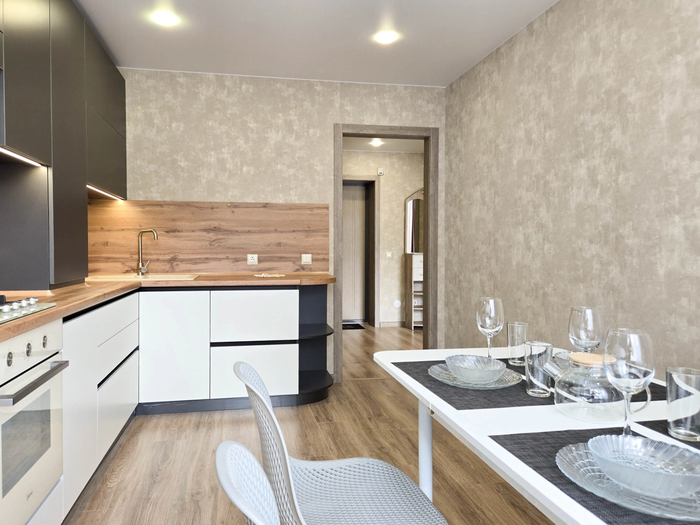 Апартаменты Стильный уют в тишине Сеть ЙоХоум