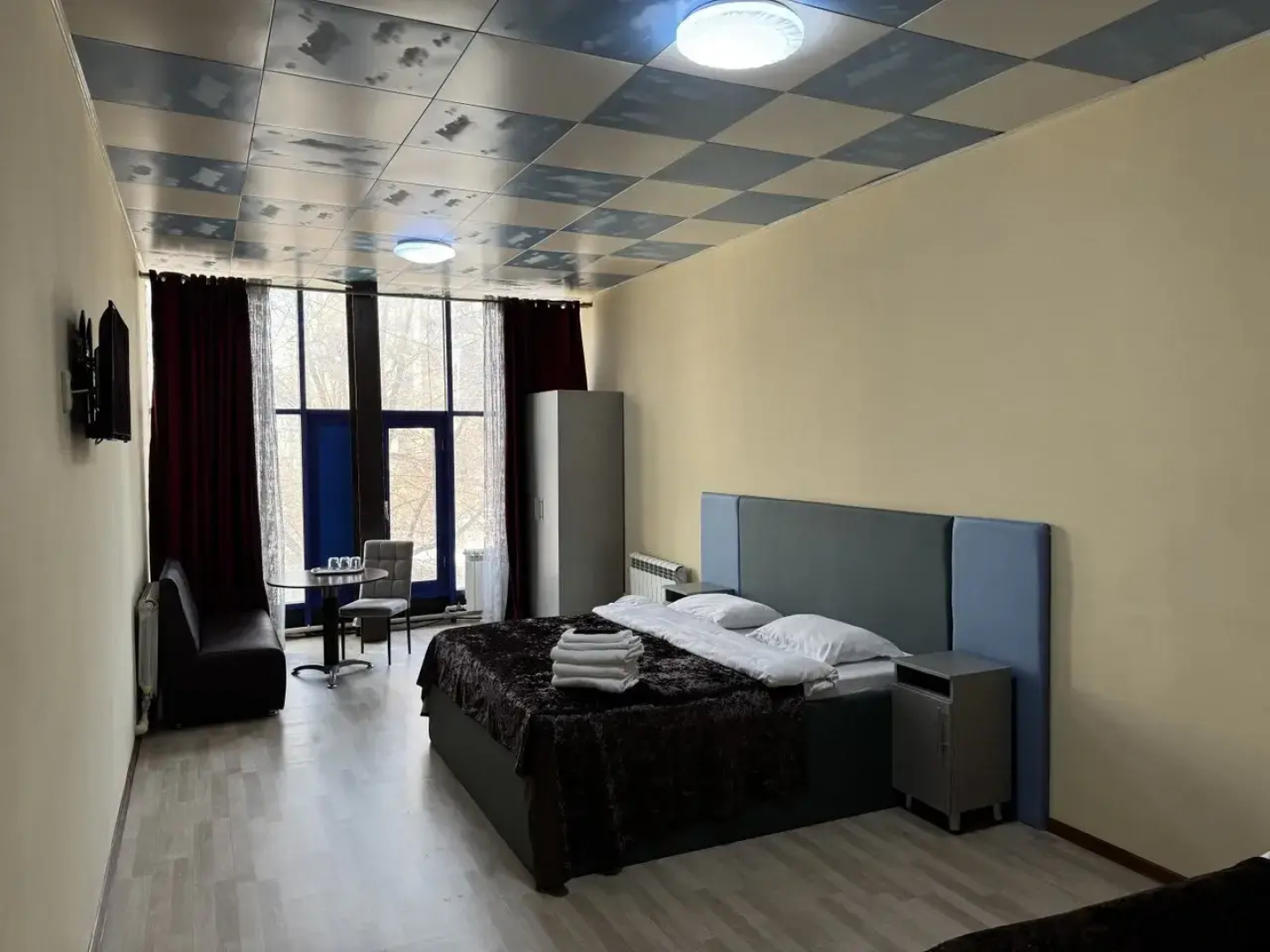 Отель Аврора