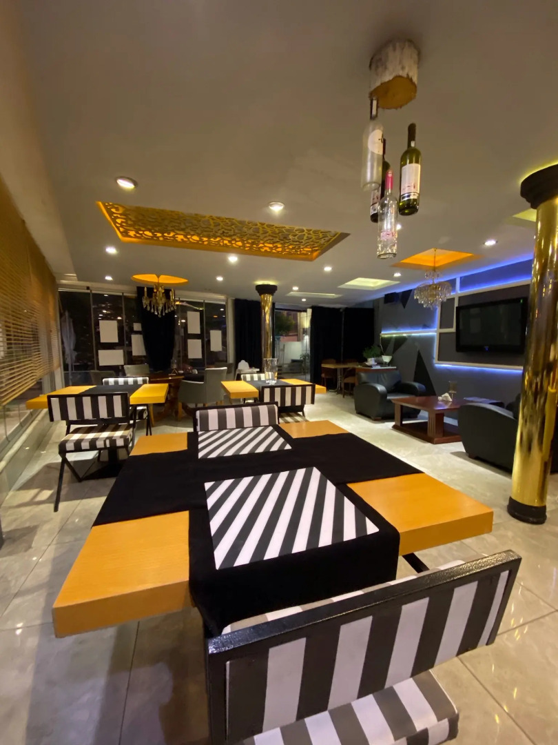 Отель Golden Gate