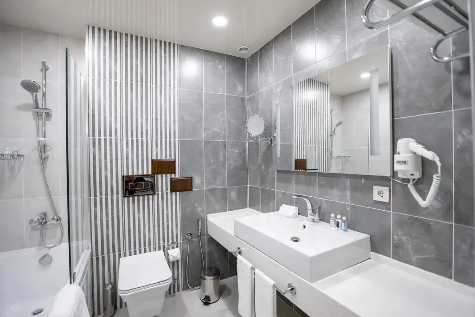 Отель Krokus Plaza