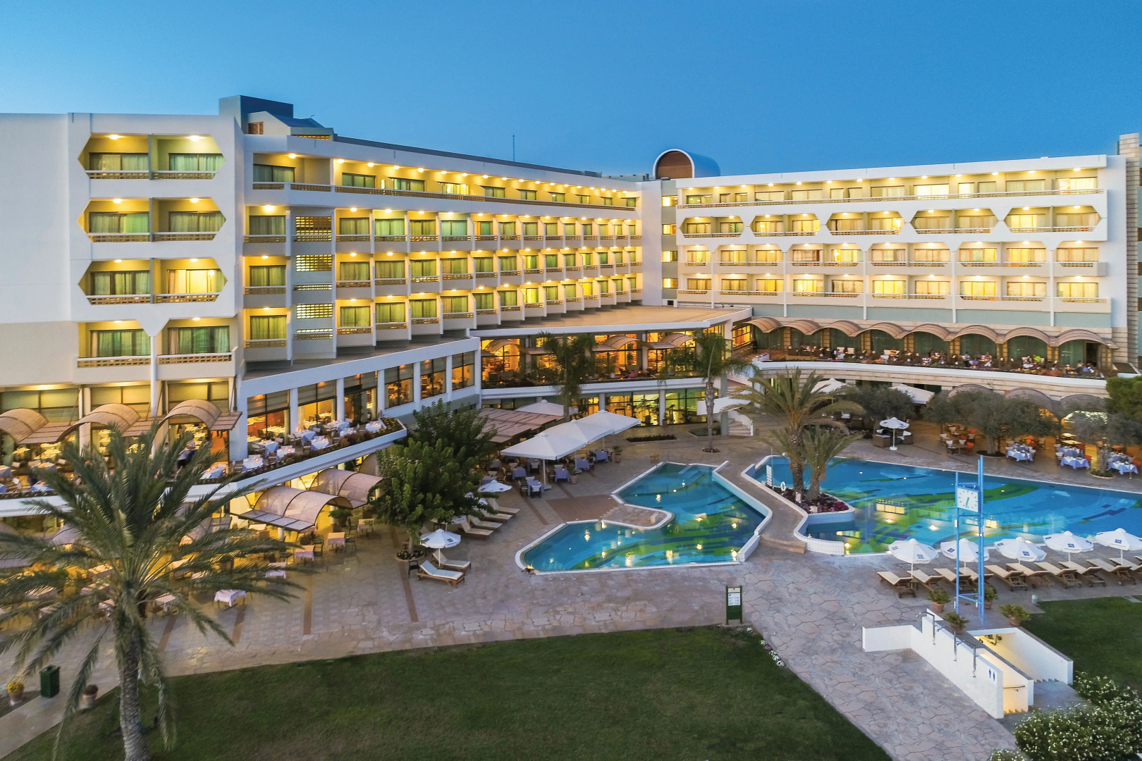Отель Constantinou Bros Athena Royal Beach
