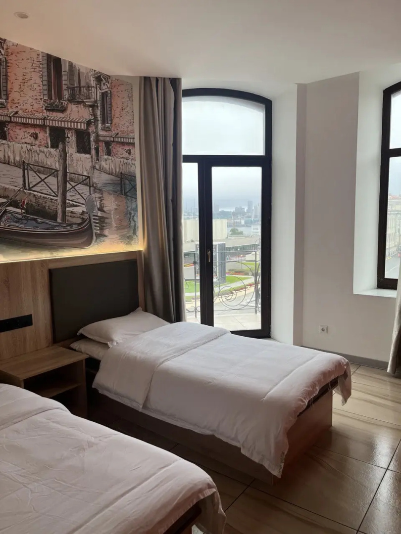 Отель Holiday Hotel