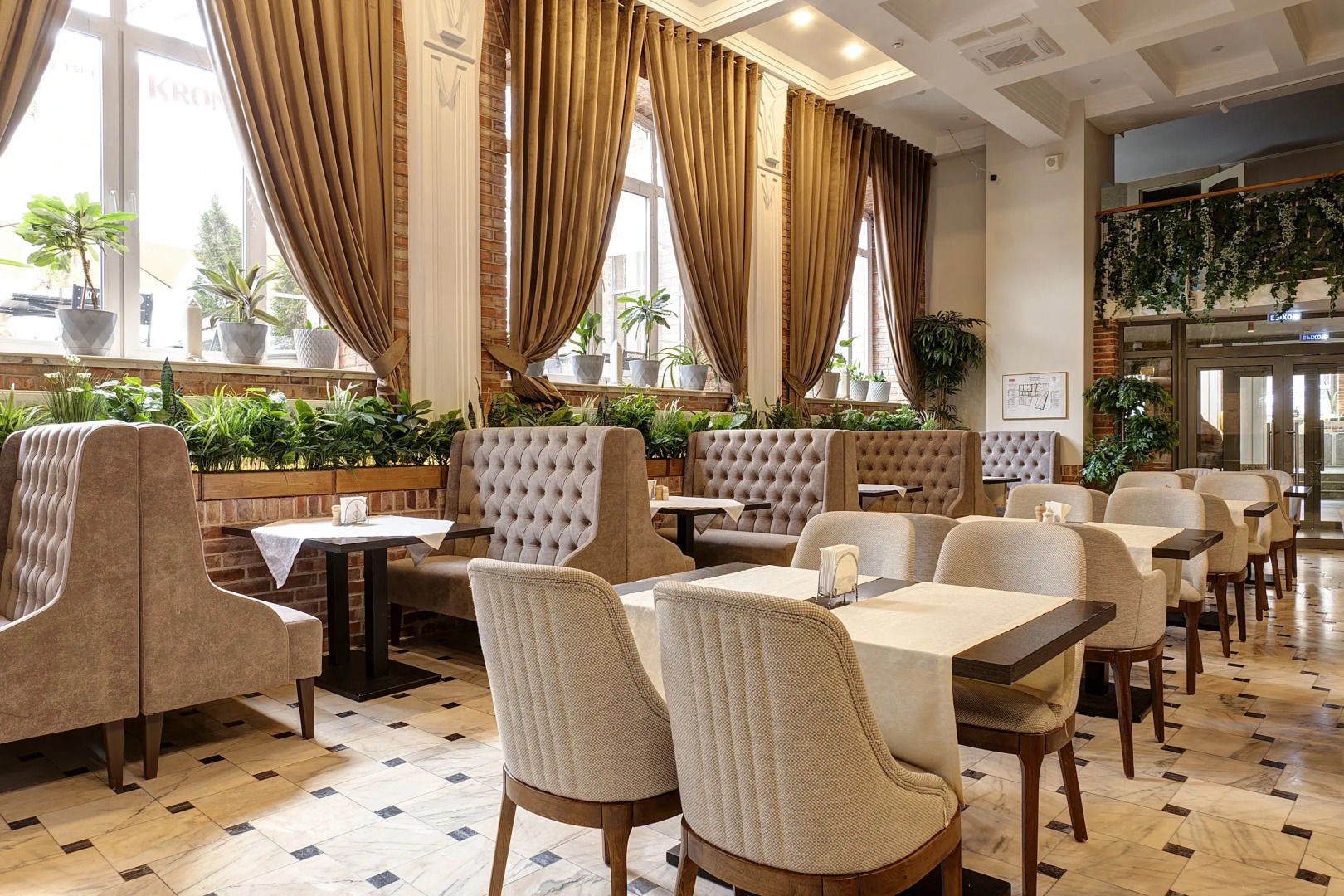 Отель Губернаторъ