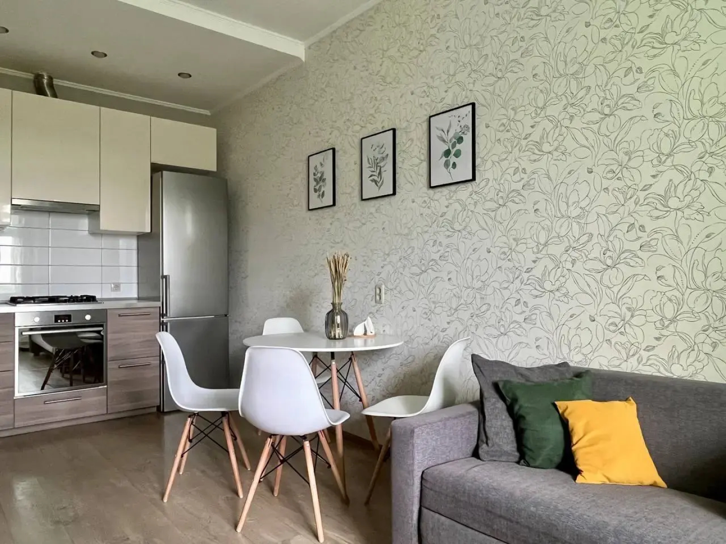 Квартира Просторная Озеро Харовое рядом с центром Казани