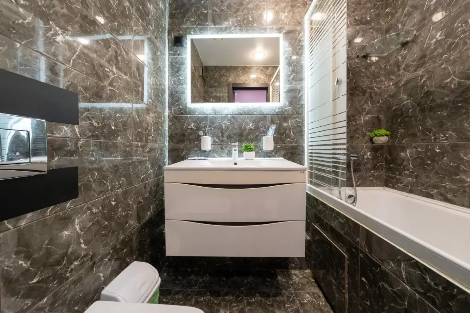 Апартаменты на Авиационной 63/3 (Б)