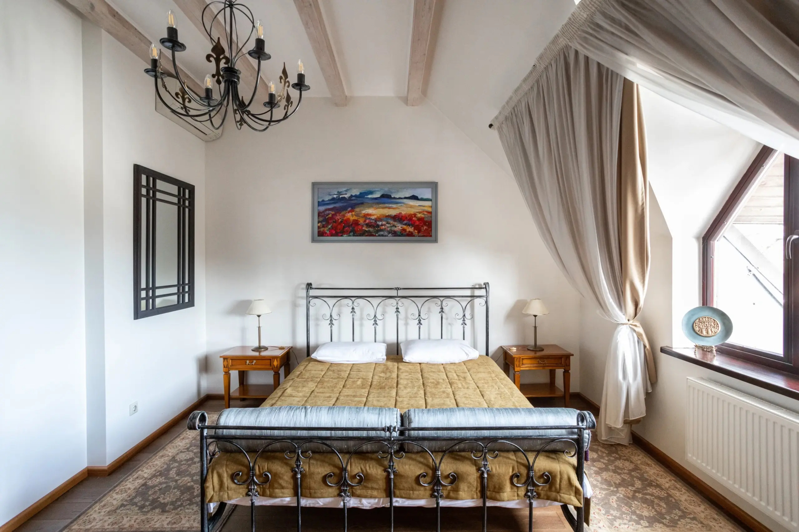 Квартира трёхкомнатная BookingApart с дизайнерским ремонтом в самом центре Светлогорска