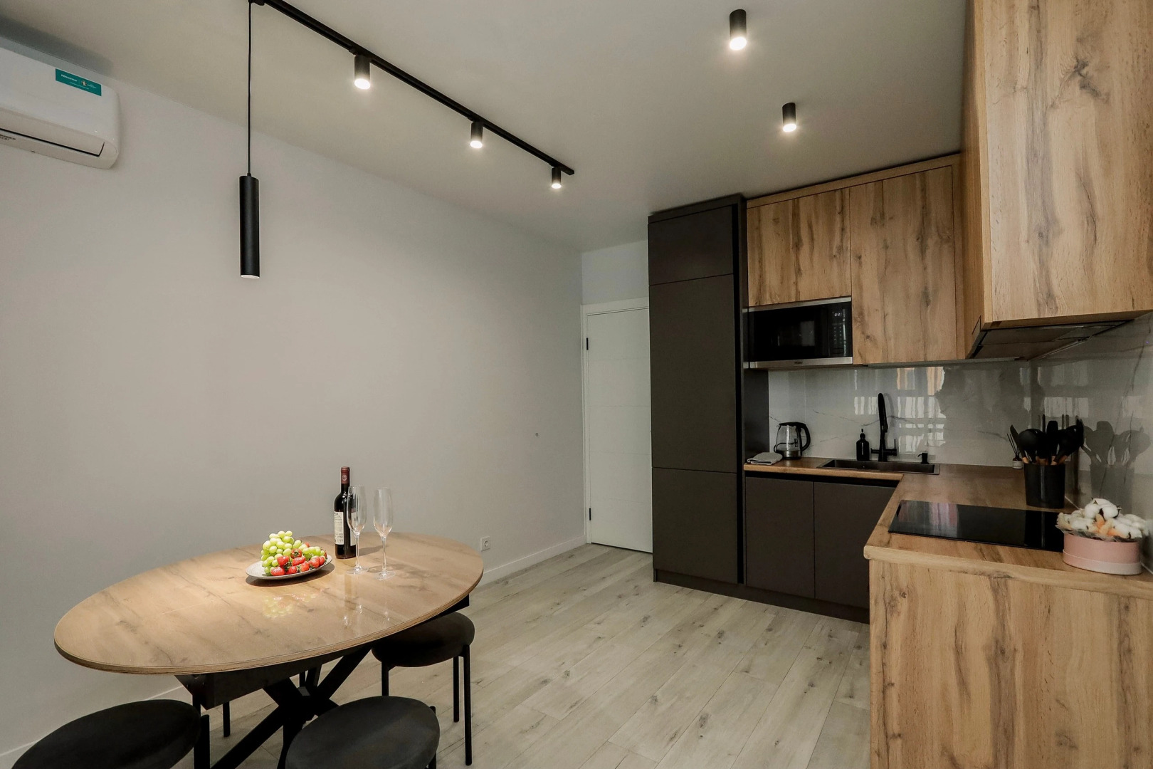 Апартаменты Privi House на Конструктора Калашникова 21