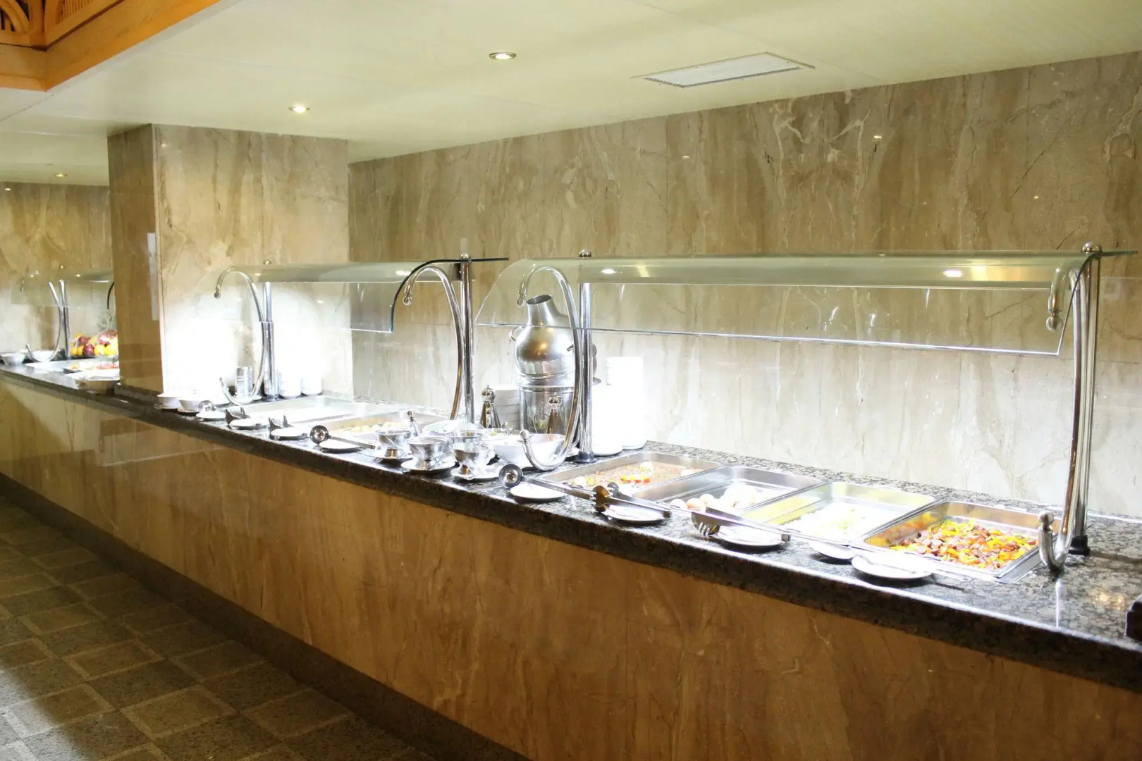 Отель Plaza Hotel Alexandria