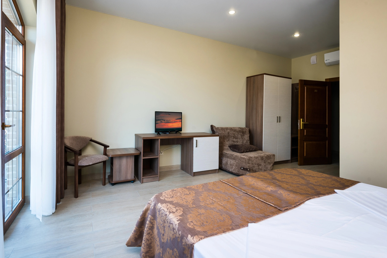 Отель Аквариус