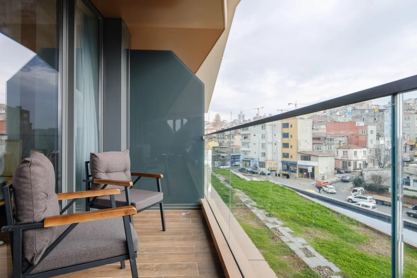 Апартаменты Benesta Residence by Newinn