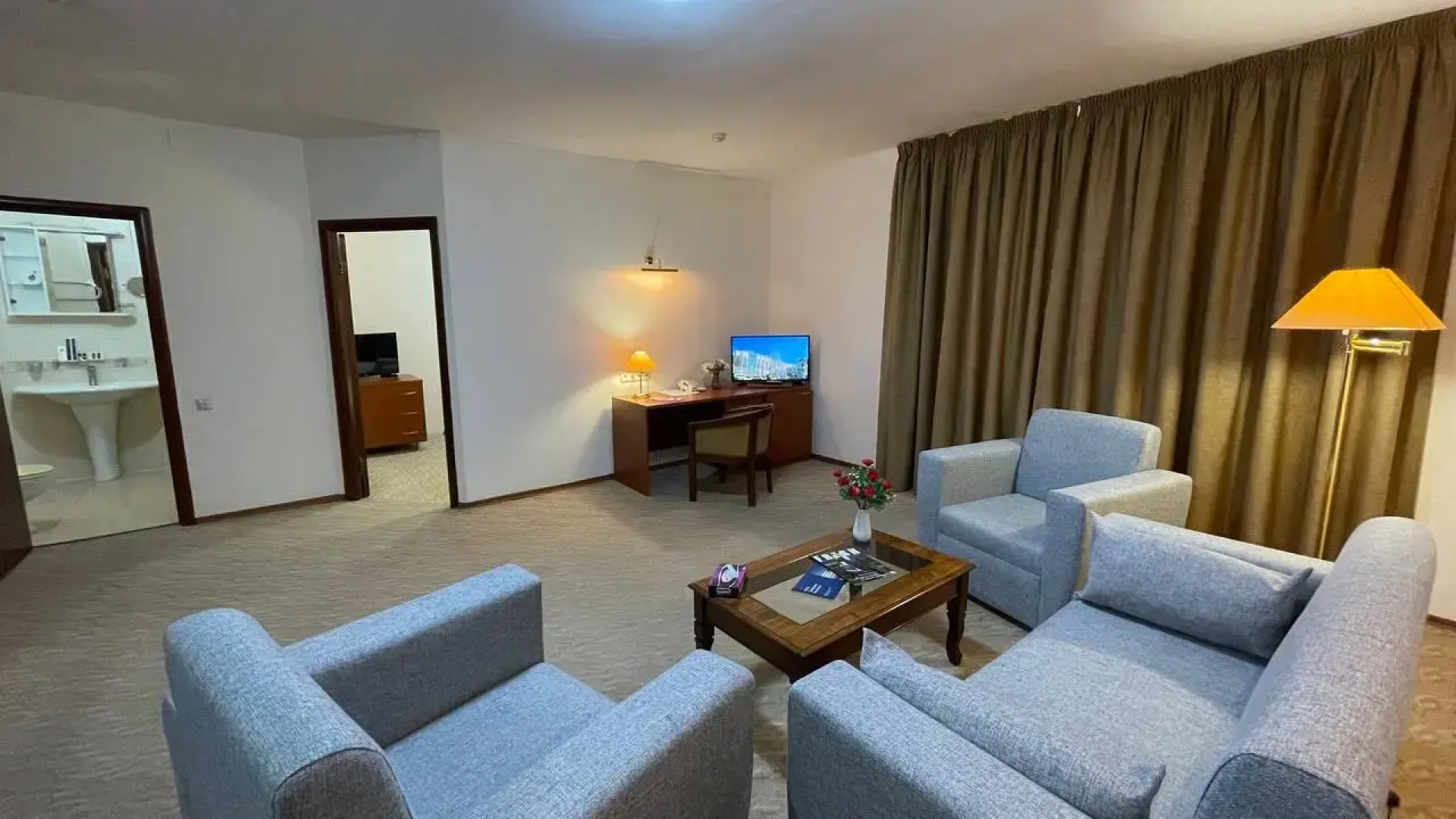 Отель Тенгри