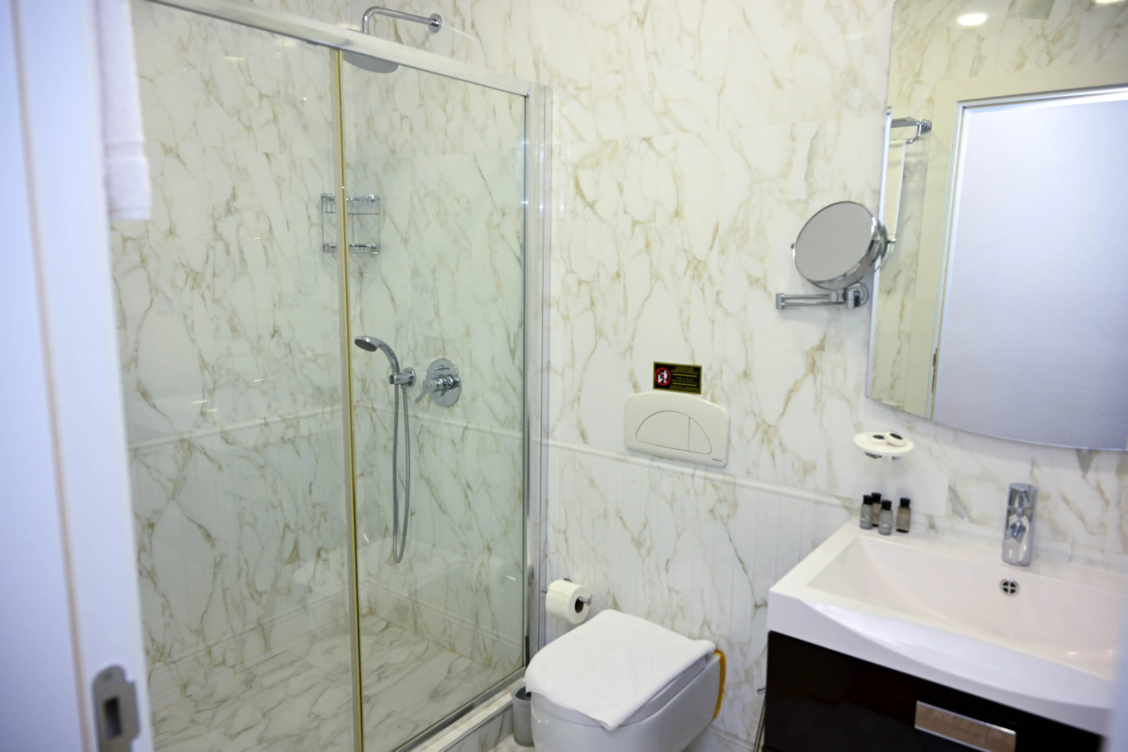 Отель Arena Sheki