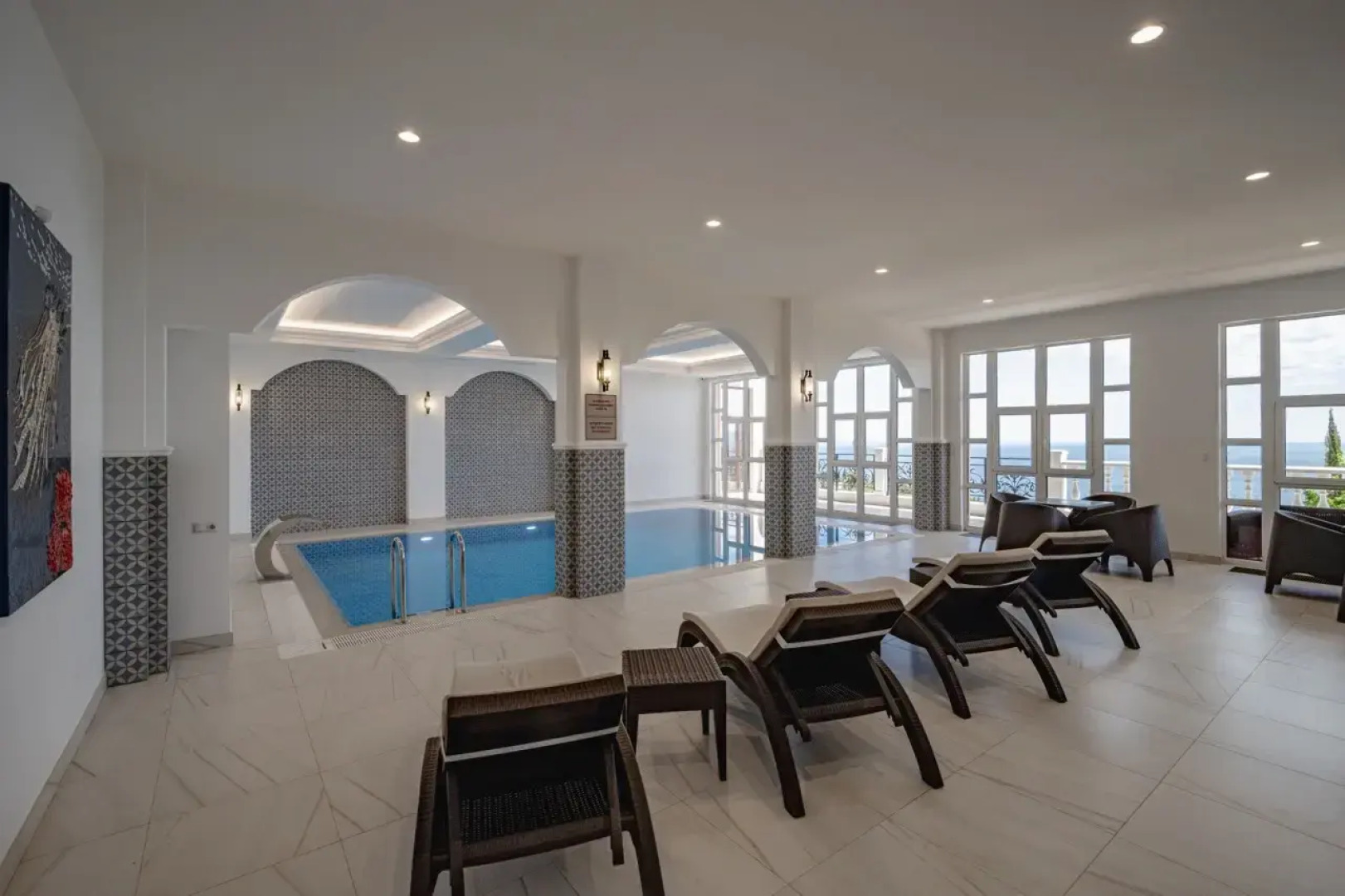 Квартира Двухкомнатная квартира с балконом в комфортном ЖК Монако