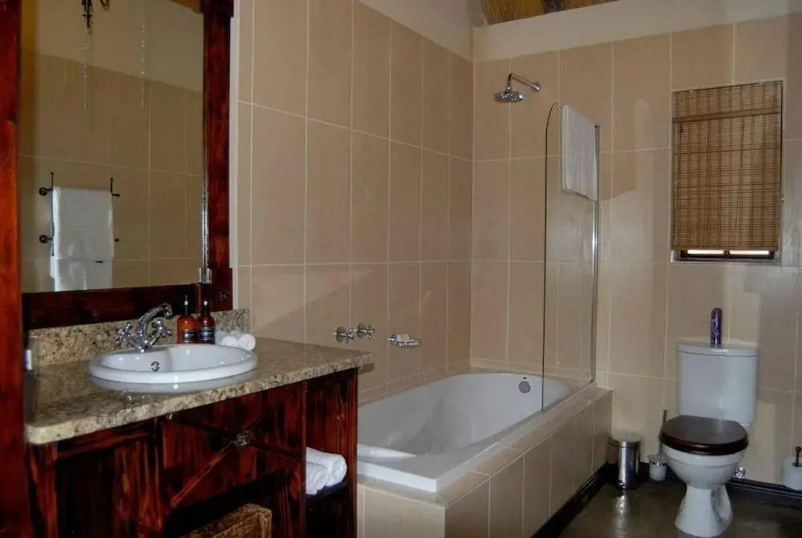 Отель Belvedere Estate