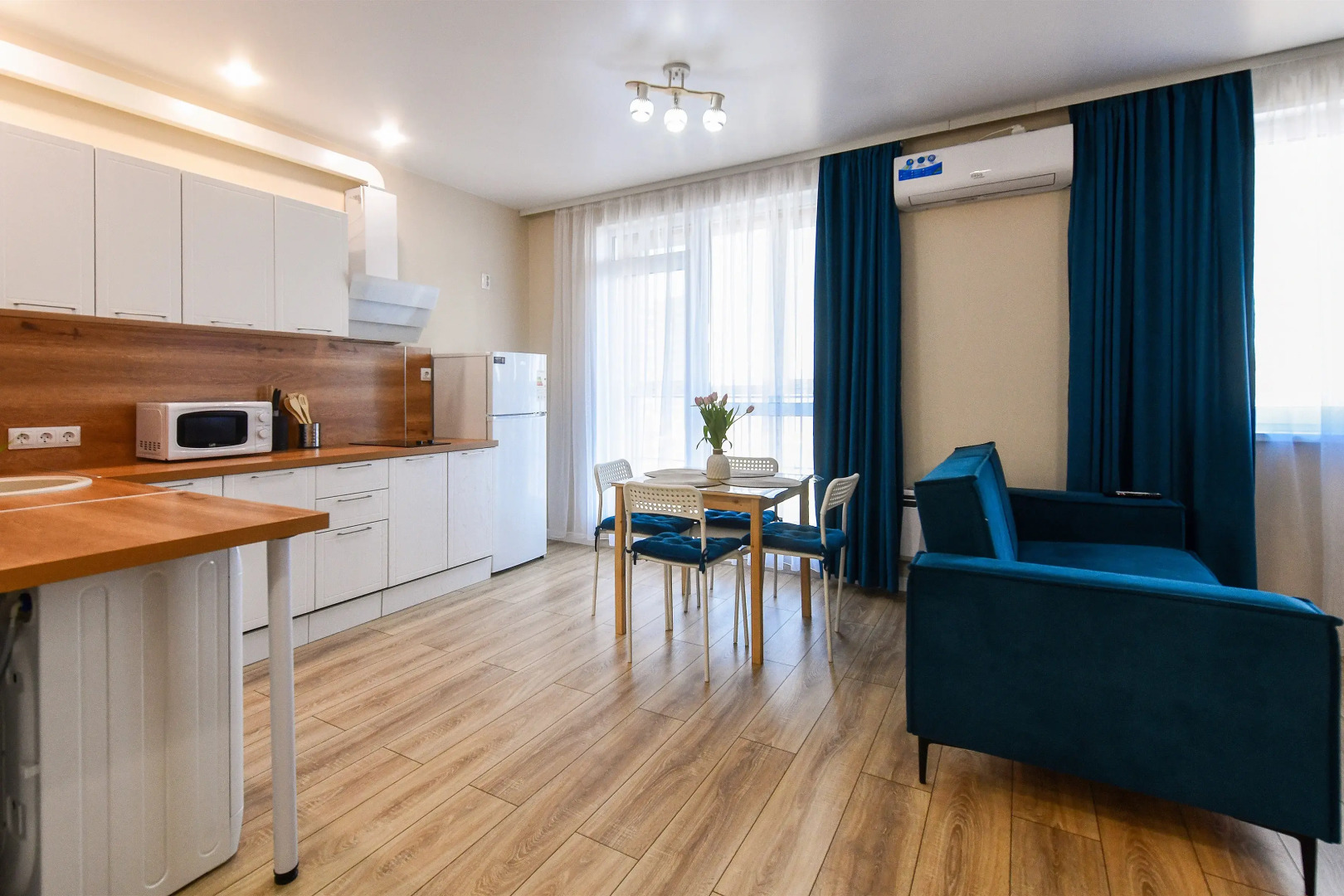 Квартира Уютная с видом на Русский мост