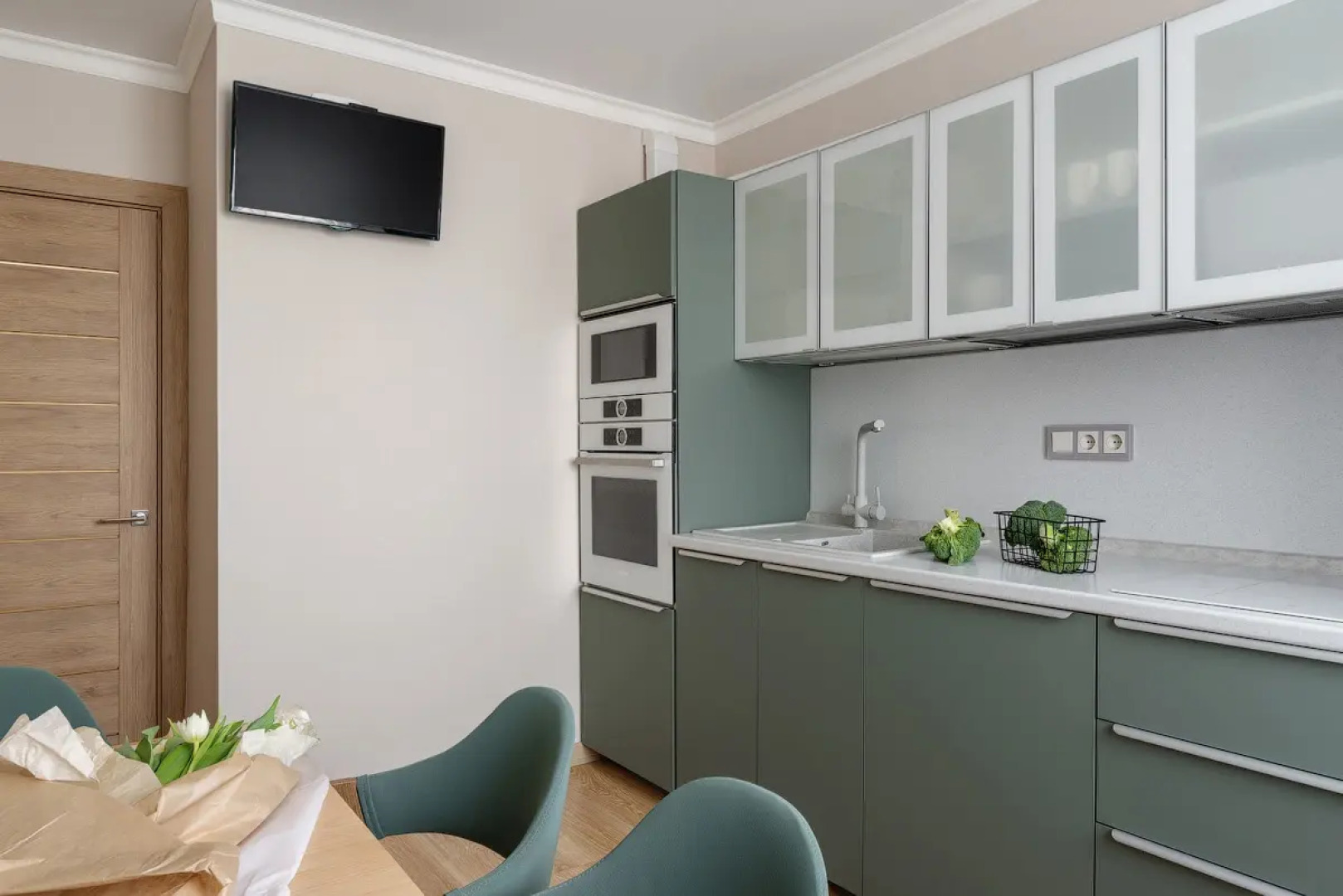 Апартаменты VEROM  в домe БИЗНЕС-КЛAСCА ЖK Aтлант в ЦEНTPЕ города