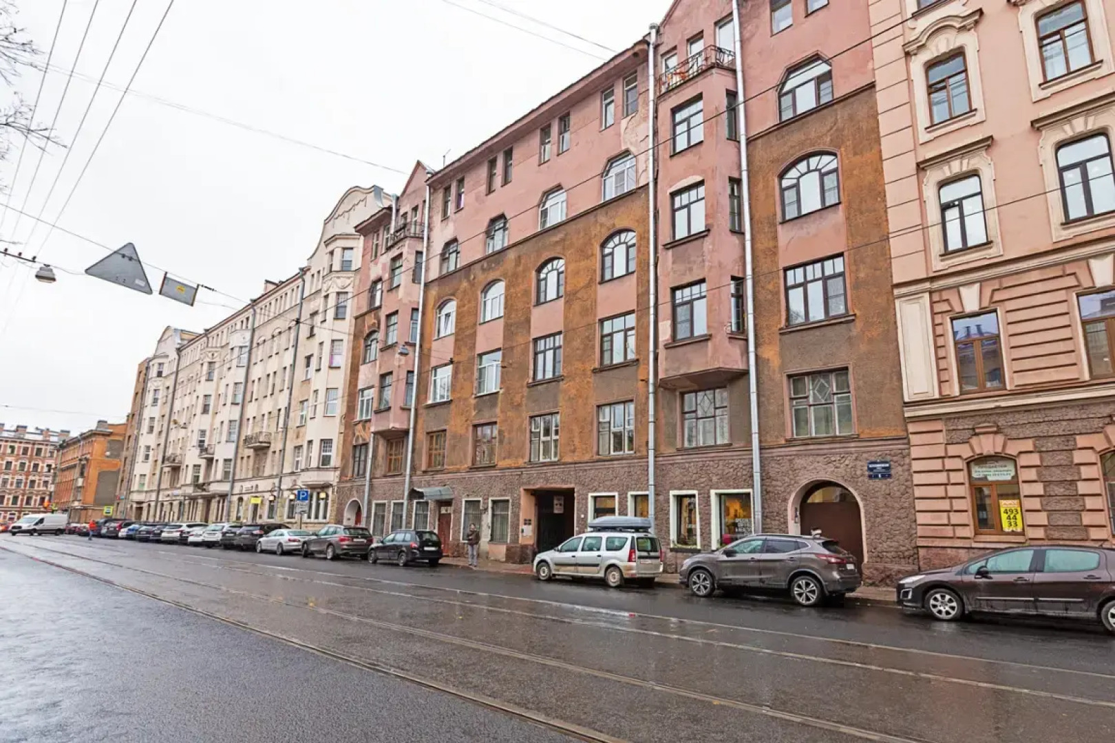 Апартаменты Бирюза и Подсолнух ВПитер на сутки 1