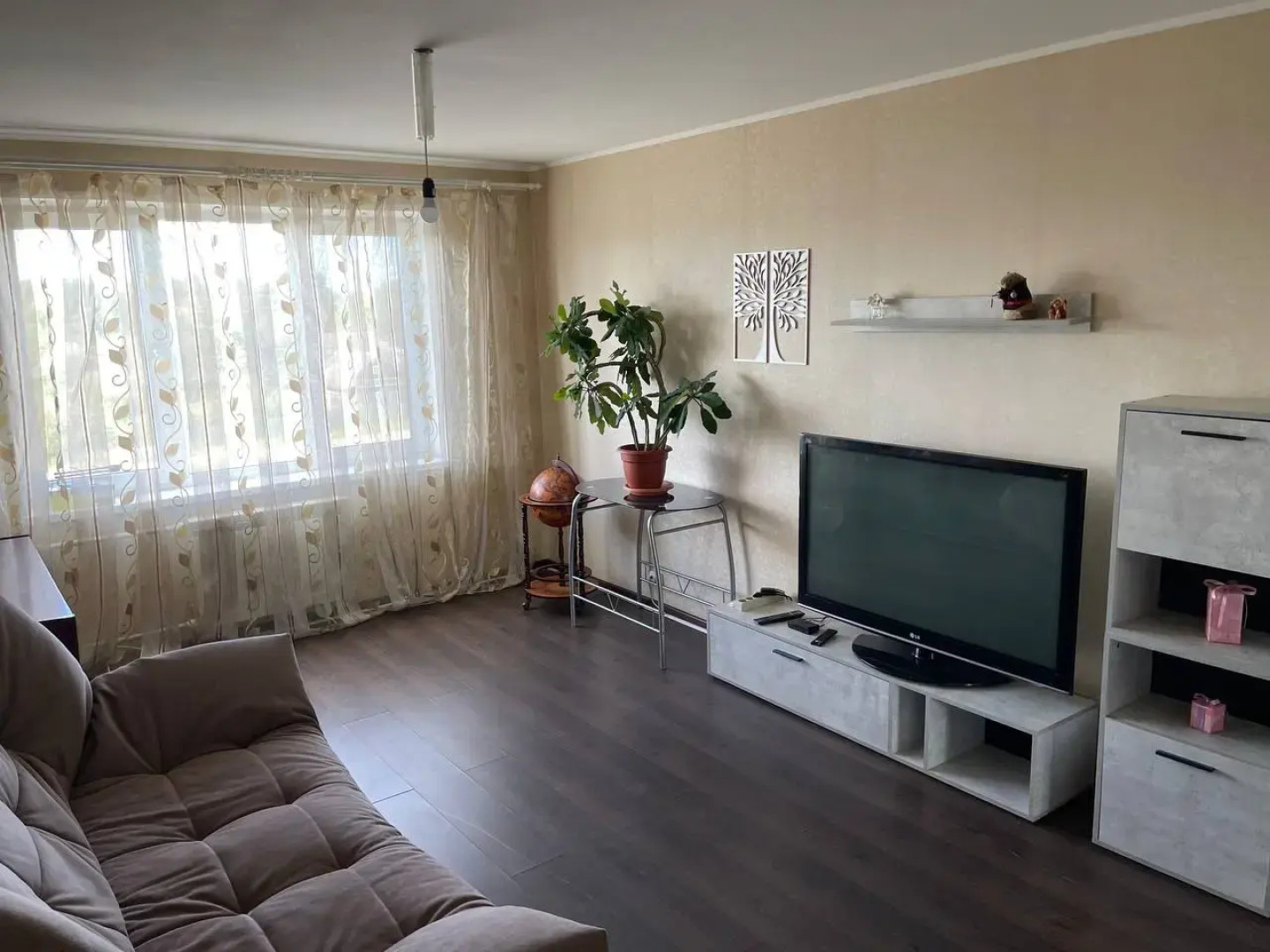 Квартира в спальном районе города