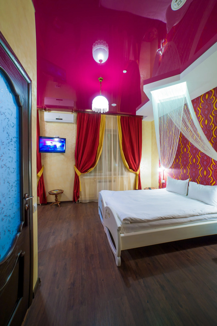 Отель Халиф