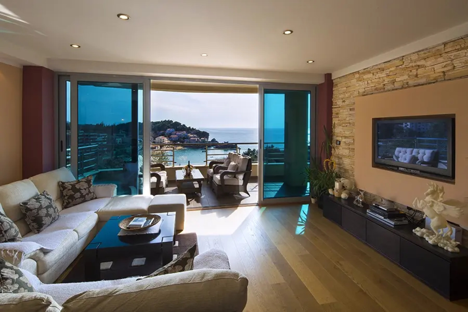 Апарт-отель Raymond