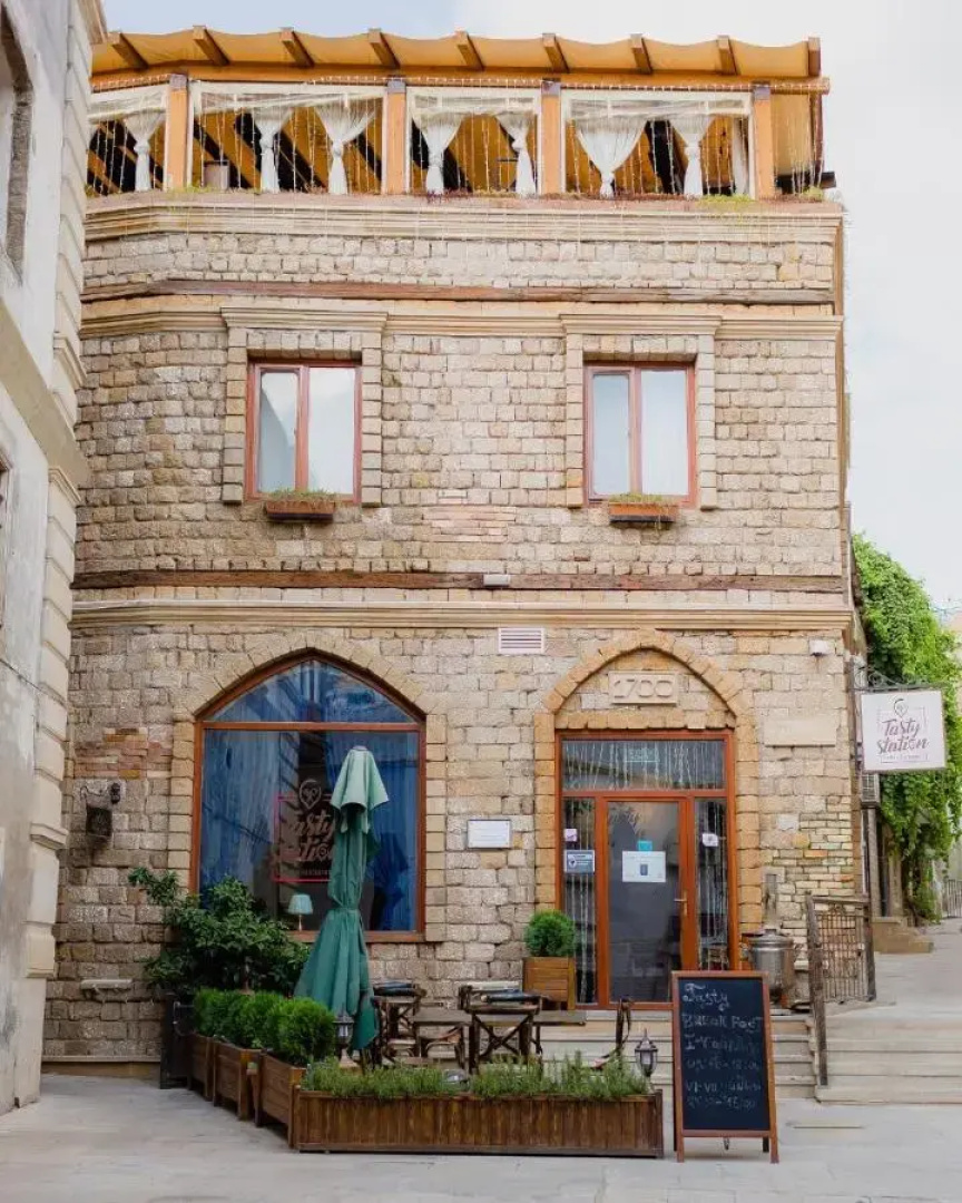 Maajid Hotel & Restaurant