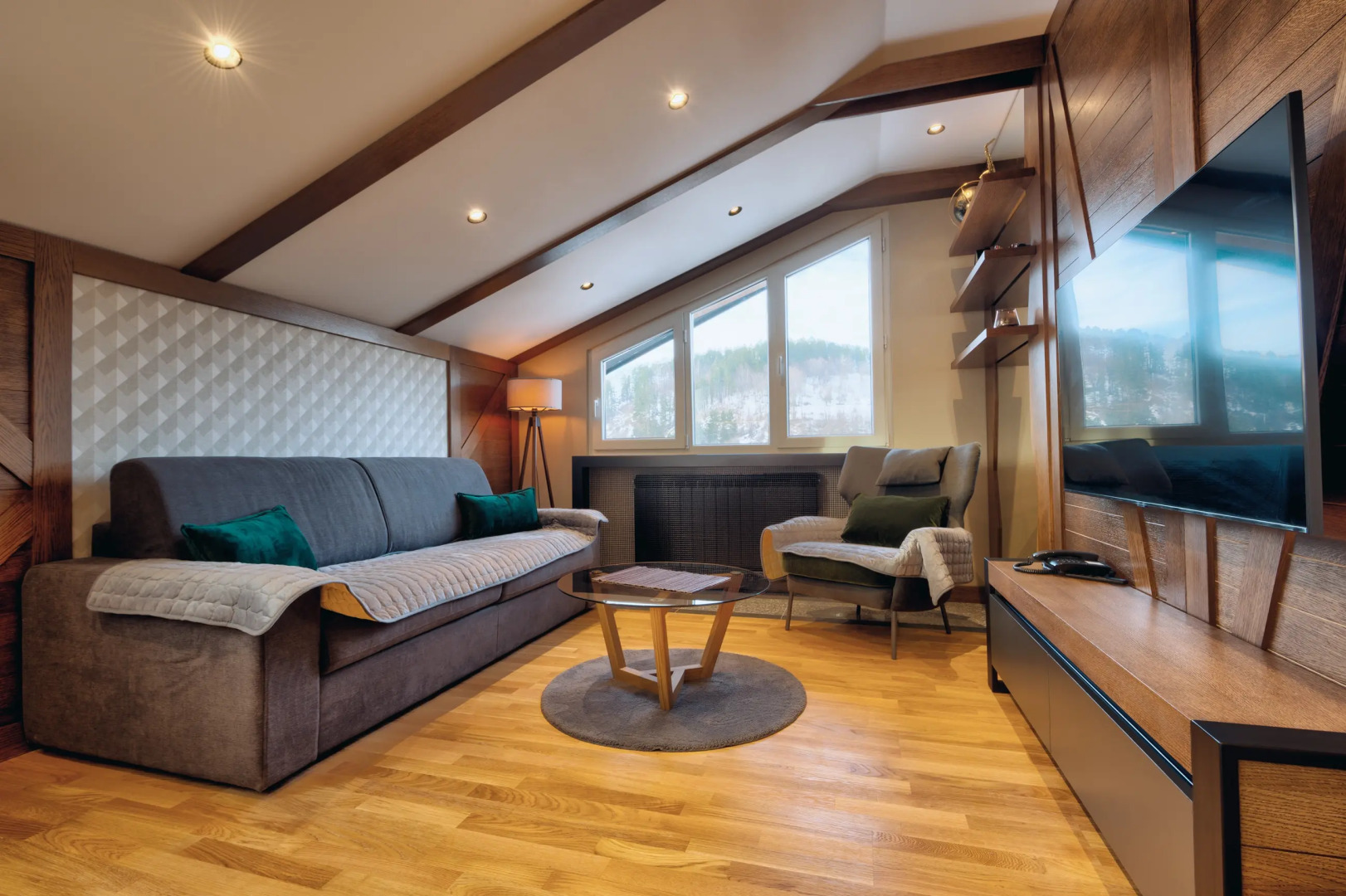 Апартаменты Modern Mountain CENTRAL 18 + garage