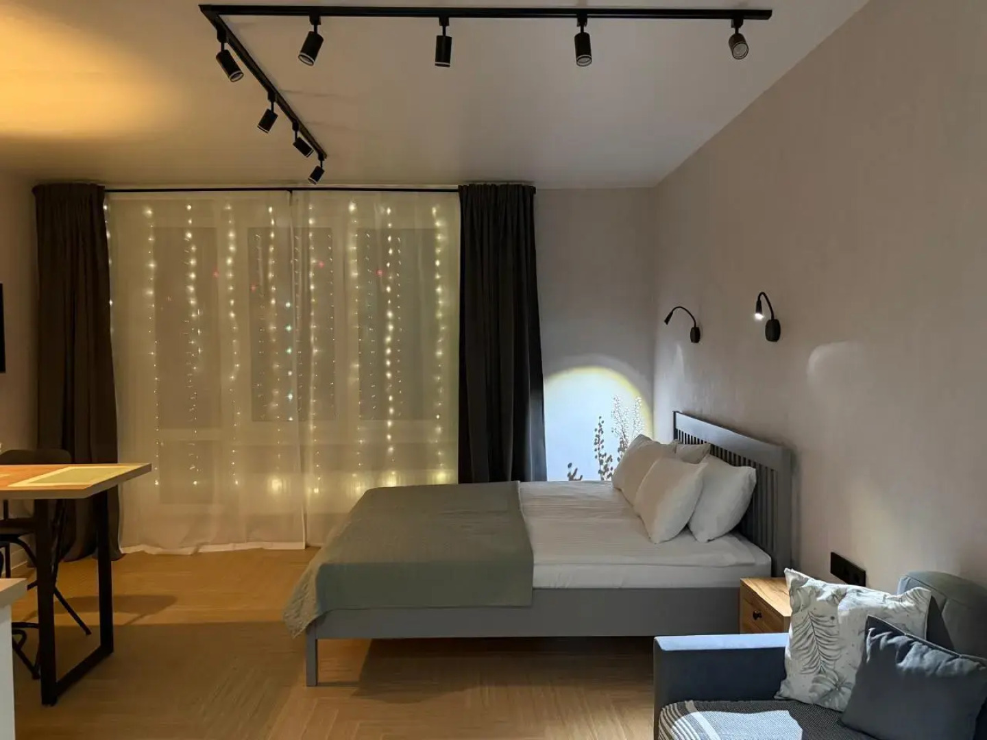 Квартира Стильная новая студия рядом с метро