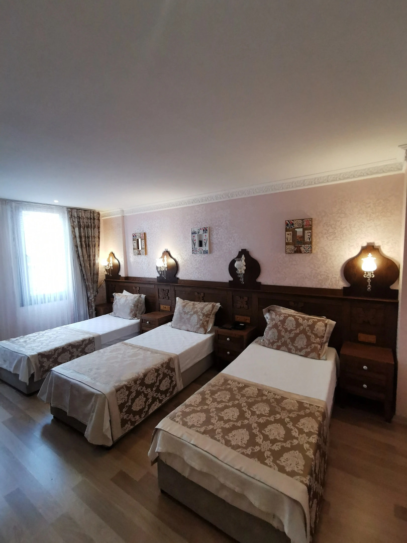 Отель Perapolis