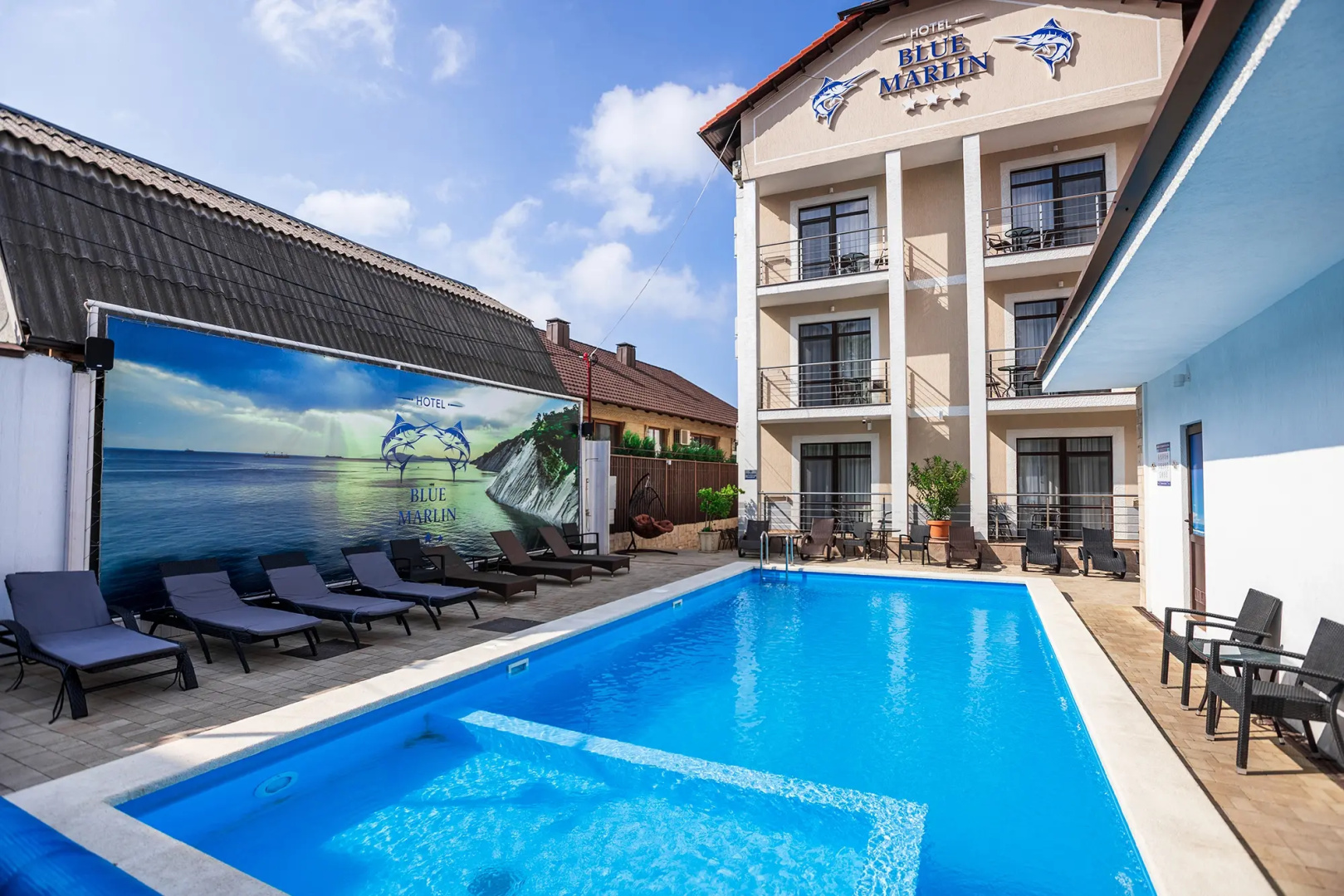 Отель Blue Marlin